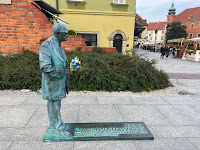 Jan Zachwatowic Memorial Statue