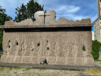 Pomnik Ofiar Rzezi Woli
