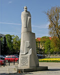 Monument to Stefan Rowecki 