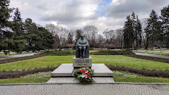 Monument of Ignacy Jan Paderewski
