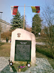Obelisk z tablicą pamiątkową Generała Józefa Hallera