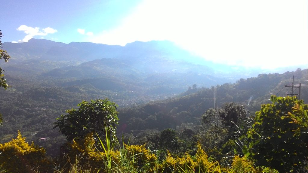 Cordillera ខាងកើត