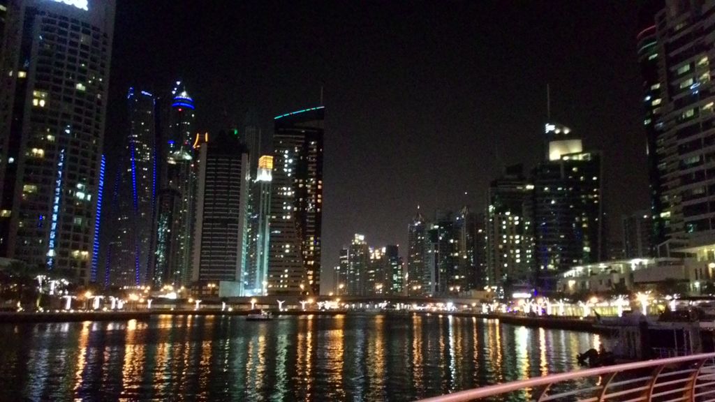 Dubai Marina Spaziergang