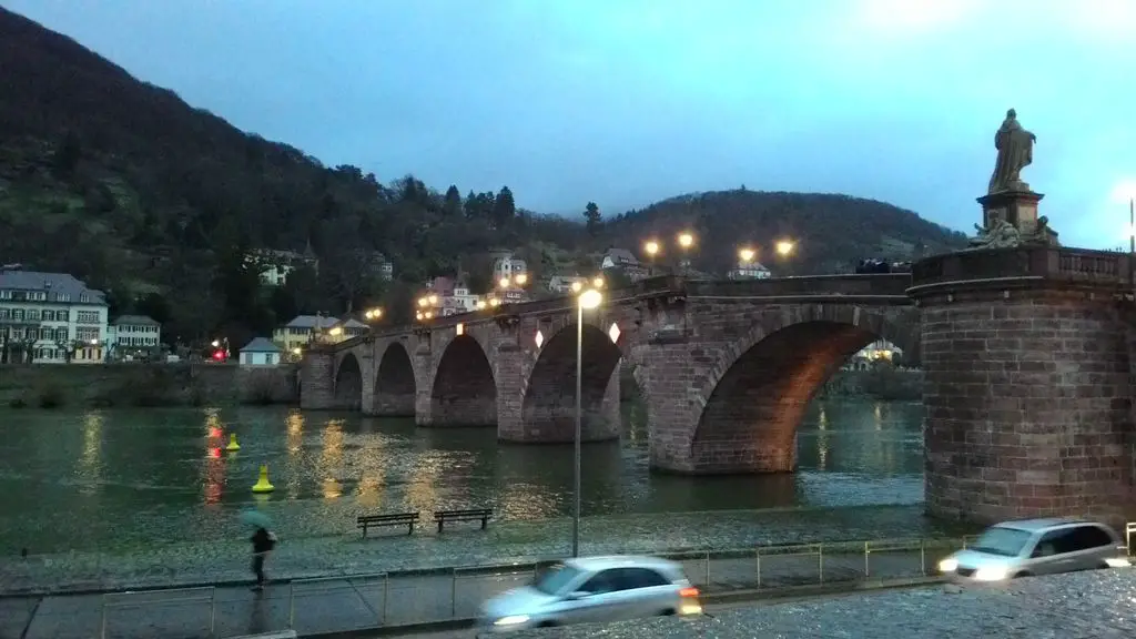 Karla Teodora tilts