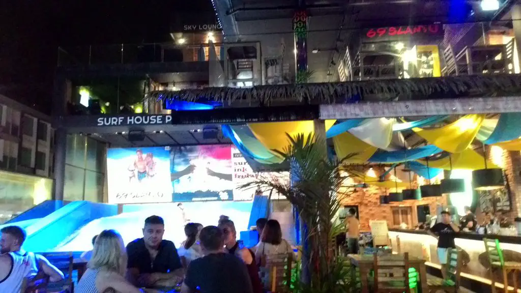 Surf House Patong