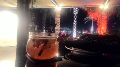Amerigos мексиканска бар и ресторант - Коктейл и изглед към терасата