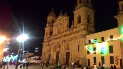 Catedral Primada ដឺកូឡុំប៊ី