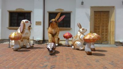 Monserrate mountain - Easter decorations