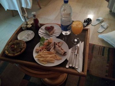 Moevenpick Hotel & Casino Cairo - Media City - Op het diner in de kamer