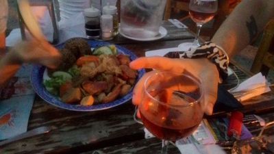 Cafe del Mar - Κρασί και φαγητό