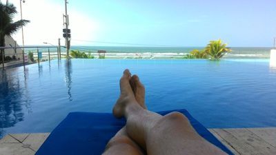 Radisson Cartagena Ocean Pavillon Hotel - Bersantai di tepi kolam renang
