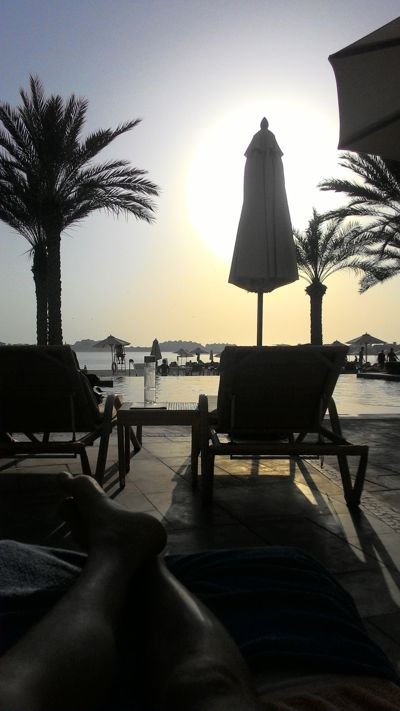 Fairmont The Palm Jumeirah - Zachód słońca na basenie