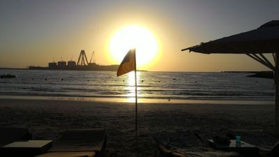ゼログラビティビーチクラブ - ビーチの夕日
