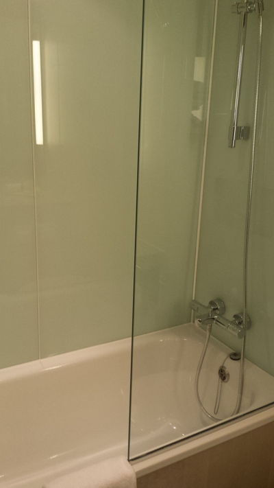 日航酒店 - 日光酒店的标准房浴缸