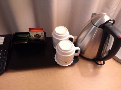Mercure Hotel Duesseldorf Neuss - Inroom tējas / kafijas pagatavošanas iespējas