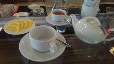 Hotel Ibis Kijev - čaj z medom