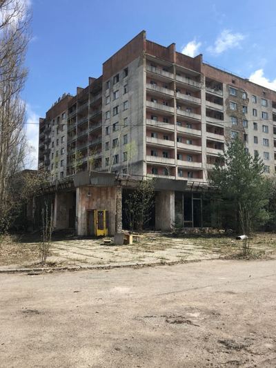 Dnevni dan Pripyata - poseta napuštenom gradu Černobilu u jednoj nuklearnoj katastrofi - Napuštena zgrada