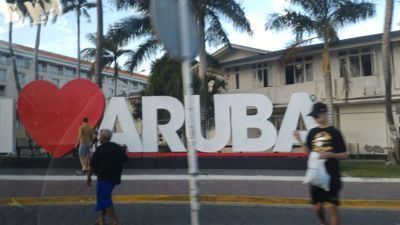 Aruba, one happy island - I Love Aruba sign
