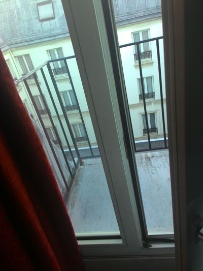 Mercure Paris Terminus Nord - finestra della stanza