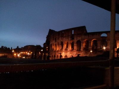 Roma, Italië - Colosseum in die nag