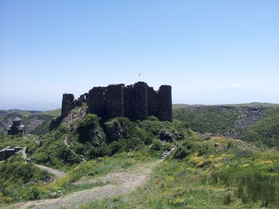 Services touristiques Hyur - Amberd, ruines d'un château du 7ème siècle, la forteresse des nuages