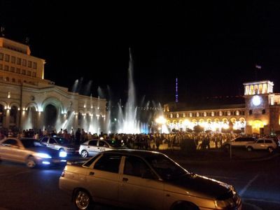 Jerevan, hoofstad van Armenië - Somerlig en klankfonteintoon