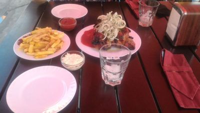 Cafe Arina - Gustoso barbecue sulla terrazza